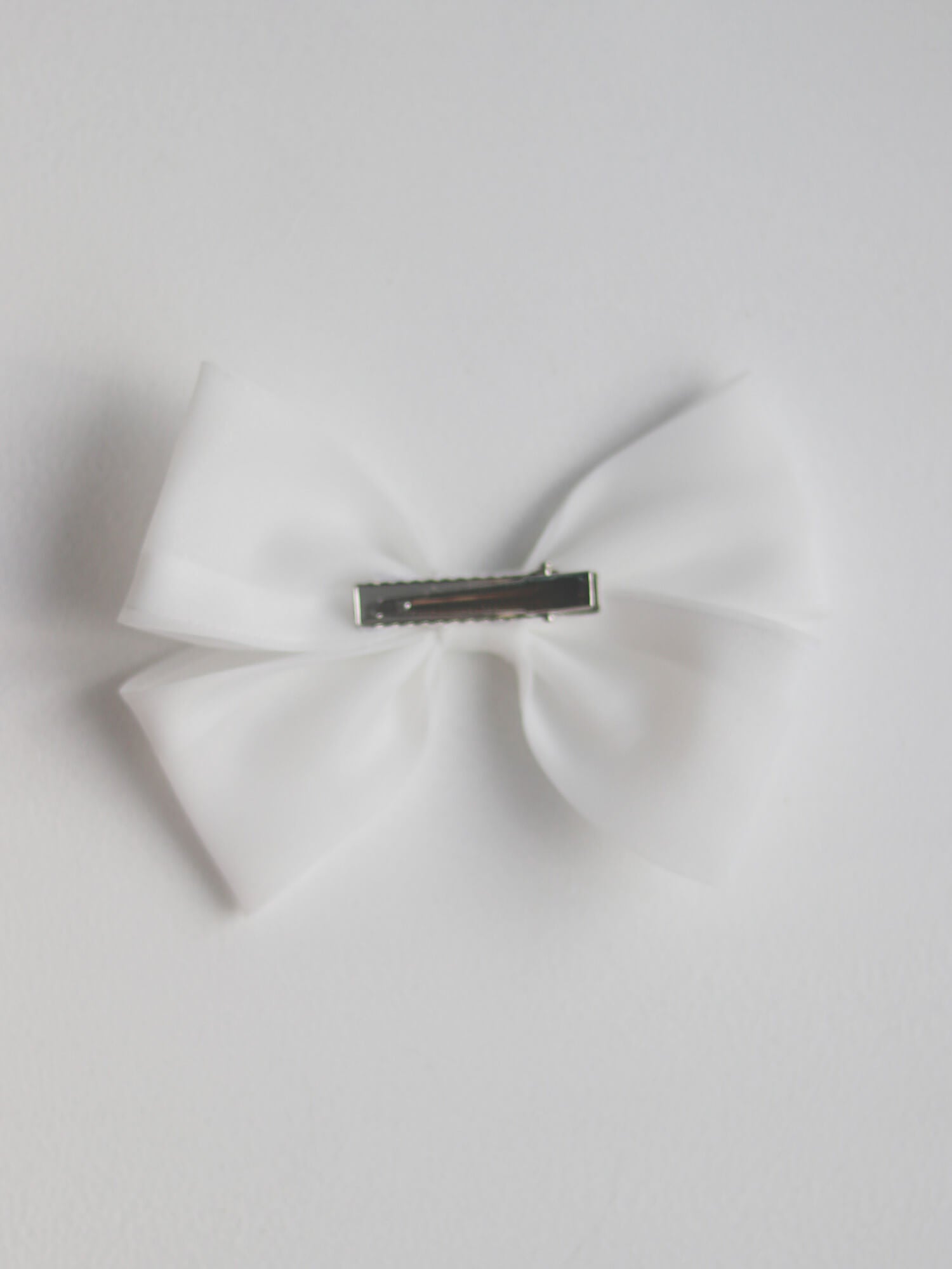 Organza bow - ivory