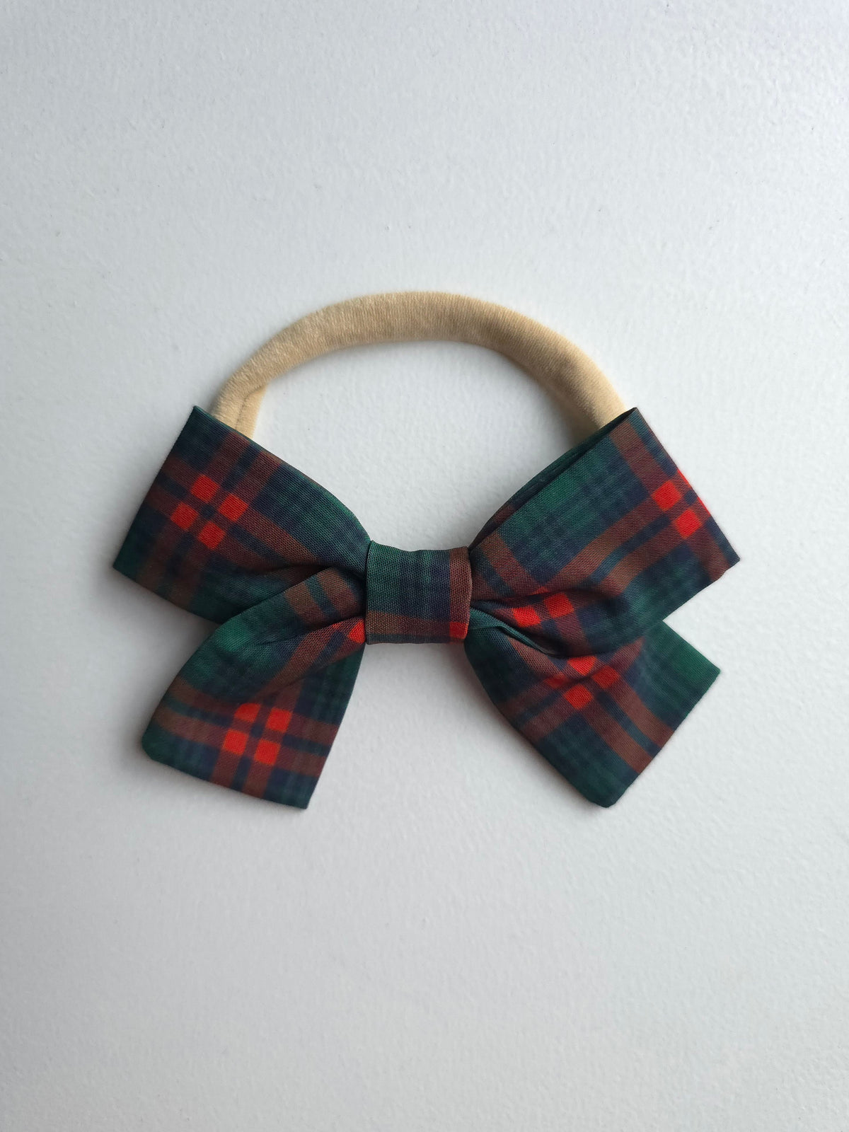 Christmas plaid bow baby headband.