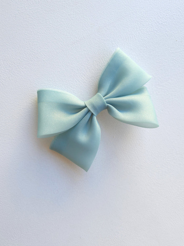 Girls organza hair bow in jade.