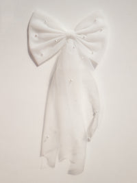 Tulle bows - Ivory pearl bead