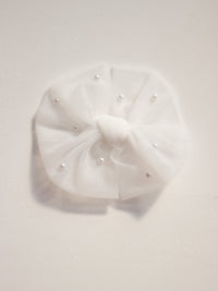 Tulle bows - Ivory pearl bead