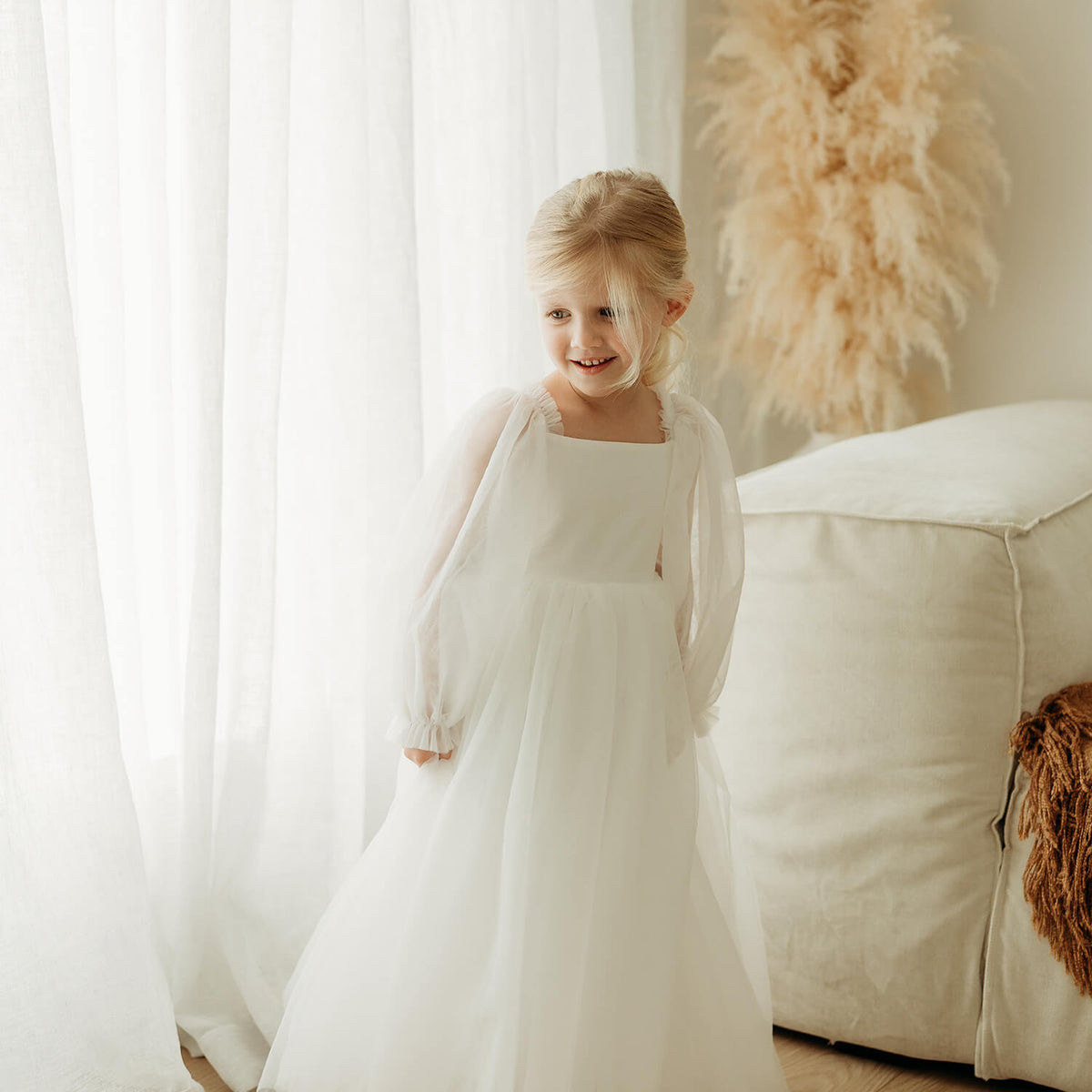 wren and ivory dresses Full Length Flower Girl Dress - Tulle Homecoming Dresses Lace Material Retail sync Size 12 Size:XXXXLarge