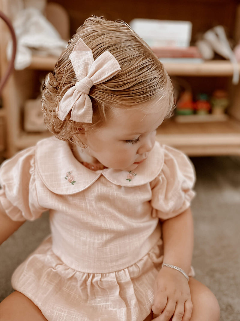 Emma linen bows